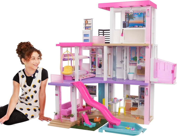 Barbie DreamHouse GRG93 – 3-stöckiges Puppenhaus mit Pool, Aufzug, Licht & über 75 Zubehörteilen